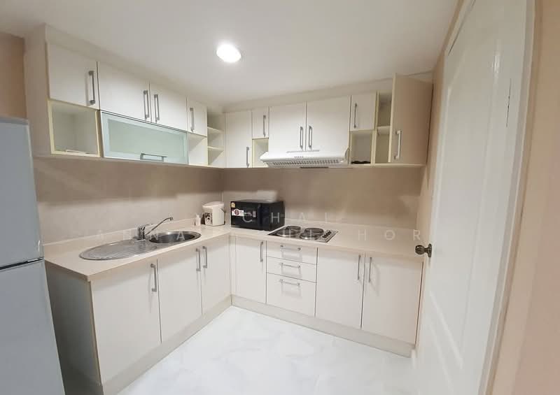 Grand Heritage Thonglor, Bangkok, Soi Thonglor 13, Khlong Tan Nua, Watthana, Bangkok, 2 Bedrooms, 93 sqm, Condo For Rent, by Vichai Annavakulthorn, 500323297 - DDproperty.com