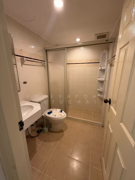 Lumpini Ville Sukhumvit 77, Bangkok, Sukhumvit 77 Road, Suan Luang, Bangkok, 2 Bedrooms, 67 sqm, Condo For Sale, by Preeyapohn Jatuchai, 500323305 - DDproperty.com
