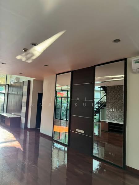 Baan Sasida : บ้าน ศศิดา, กรุงเทพ, 19/1 สุขุมวิท, คลองตัน, คลองเตย, กรุงเทพ, 220 ตร.ม., อพาร์ทเมนท์ ให้เช่า, โดย Vichai Annavakulthorn, 500323317 - DDproperty.com