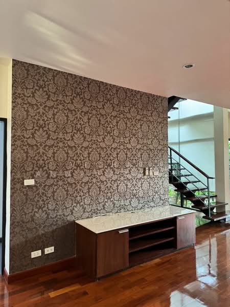 Baan Sasida : บ้าน ศศิดา, กรุงเทพ, 19/1 สุขุมวิท, คลองตัน, คลองเตย, กรุงเทพ, 220 ตร.ม., อพาร์ทเมนท์ ให้เช่า, โดย Vichai Annavakulthorn, 500323317 - DDproperty.com
