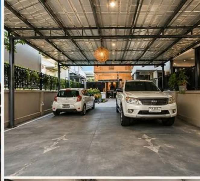4-BR House, Bangkok, Lat Yao, Chatuchak, Bangkok, 4 Bedrooms, 368 sqm, Single Detached House For Sale, by Pemika Aukkaraleekul, 500323328 - DDproperty.com