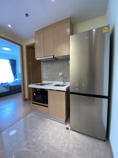 Regal Sathon-Naradhiwas, Bangkok, Naradhiwas Rajanagarindra Road, Thung Maha Mek, Sathon, Bangkok, 1 Bedroom, 35 sqm, Condo For Rent, by Naruemol Wongta, 500323332 - DDproperty.com