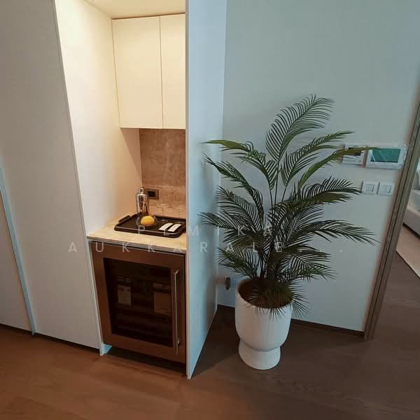 Scope Langsuan, Bangkok, Soi Lang Suan, Lumphini, Pathum Wan, Bangkok, 1 Bedroom, 83 sqm, Condo For Sale, by Pemika Aukkaraleekul, 500323350 - DDproperty.com