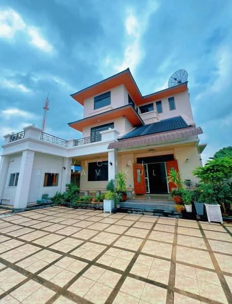 7-BR House, Bangkok, Khlong Chaokhun Sing, Wang Thonglang, Bangkok, 7 Bedrooms, 800 sqm, Single Detached House For Rent, by Vichai  Annavakulthorn, 500323362 - DDproperty.com