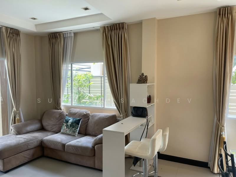 Lanceo Wongwaen - Ramintra, Bangkok, Liap Khlong Song Rd, Bang Chun, Khlong Sam Wa, Bangkok, 3 Bedrooms, 176 sqm, Villa For Rent, by Sunitra Sachdev, 500323380 - DDproperty.com