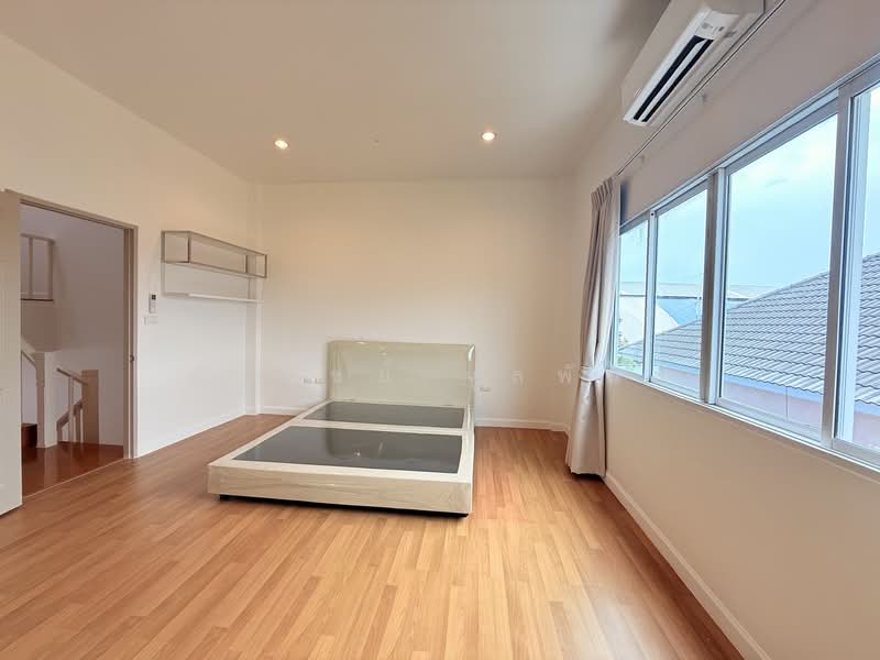 Euro Nova : หมู่บ้านยูโร โนวา, กรุงเทพ, Lat Krabang Rd, ลาดกระบัง, กรุงเทพ, 185 ตร.ม., ทาวน์เฮ้าส์ ให้เช่า, โดย ณัฐวิชย์ จุลพันธ์, 500323386 - DDproperty.com