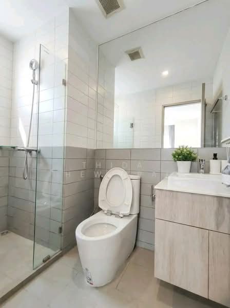 IDEO MOBI Sukhumvit 81, Bangkok, 2097 Sukhumvit Road, Bang Chak, Phra Khanong, Bangkok, 1 Bedroom, 31 sqm, Condo For Rent, by Thida Thewinram, 500323463 - DDproperty.com