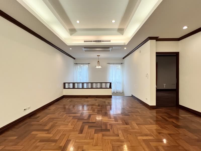 บ้านเดี่ยว สุขุมวิท36 ใกล้ BTS ทองหล่อ เพียง 900 เมตร, Bangkok, Khlong Tan Nua, Watthana, Bangkok, 4 Bedrooms, 450 sqm, Single Detached House For Rent, by Usuma Usumachat, 500323465 - DDproperty.com