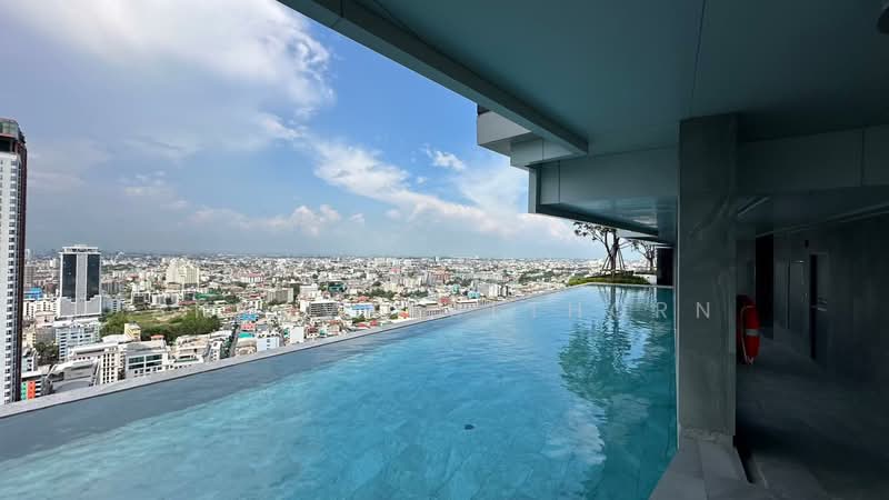 SOHO Bangkok Ratchada, Bangkok, 74 Pracha Rat Bamphen Rd, Huai Khwang, Bangkok, 2 Bedrooms, 48 sqm, Condo For Rent, by Vichai Annavakulthorn, 500323486 - DDproperty.com