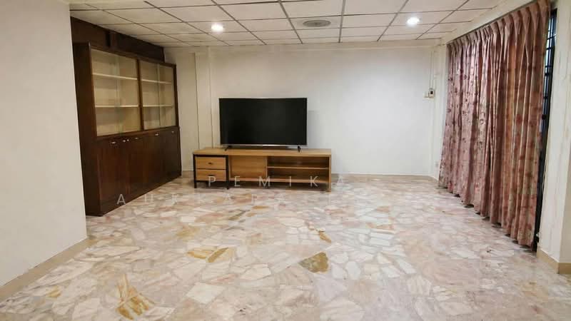 3-BR Townhouse, Bangkok, Din Daeng, Bangkok, 3 Bedrooms, 144 sqm, Townhouse For Sale, by Pemika Aukkaraleekul, 500323500 - DDproperty.com