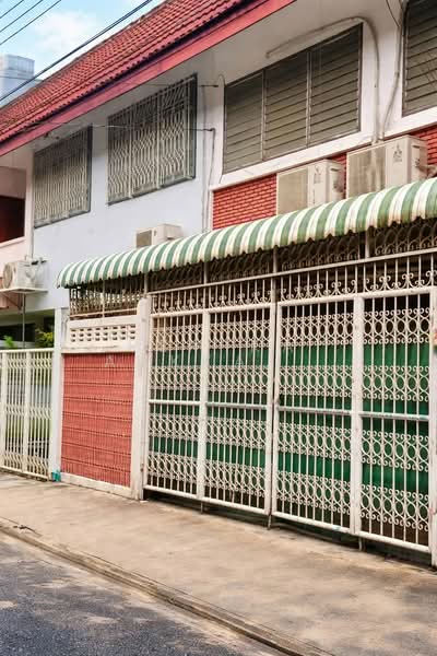 ทาวน์เฮ้าส์ 3-ห้องนอน, กรุงเทพ, ดินแดง, กรุงเทพ, 144 ตร.ม., ทาวน์เฮ้าส์ ขาย, โดย Pemika Aukkaraleekul, 500323500 - DDproperty.com