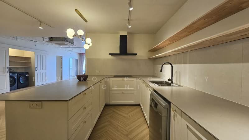 Las Colinas, Bangkok, Sukhumvit 21 Road, Khlongtoei Nua, Watthana, Bangkok, 4 Bedrooms, 200 sqm, Condo For Rent, by BANGKOK PROPERTY AGENTS, 500323508 - DDproperty.com