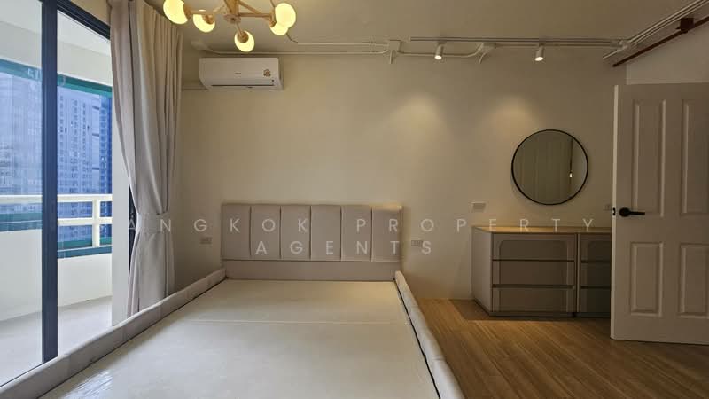 Las Colinas, Bangkok, Sukhumvit 21 Road, Khlongtoei Nua, Watthana, Bangkok, 4 Bedrooms, 200 sqm, Condo For Rent, by BANGKOK PROPERTY AGENTS, 500323508 - DDproperty.com