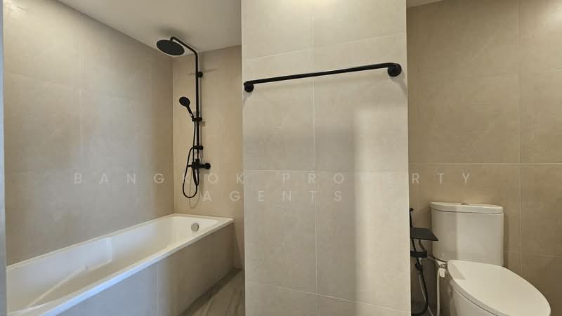 Las Colinas, Bangkok, Sukhumvit 21 Road, Khlongtoei Nua, Watthana, Bangkok, 4 Bedrooms, 200 sqm, Condo For Rent, by BANGKOK PROPERTY AGENTS, 500323508 - DDproperty.com