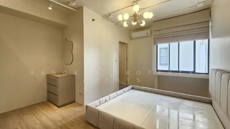 Las Colinas, Bangkok, Sukhumvit 21 Road, Khlongtoei Nua, Watthana, Bangkok, 4 Bedrooms, 200 sqm, Condo For Rent, by BANGKOK PROPERTY AGENTS, 500323508 - DDproperty.com