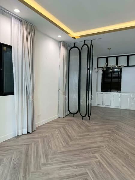 The Connect UP 3 Ladprao 126, Bangkok, Soi Ladprao 126, Lat Phrao Road, Phlapphla, Wang Thonglang, Bangkok, 3 Bedrooms, 200 sqm, Townhouse For Sale, by Suchada Yodyiem, 500323513 - DDproperty.com