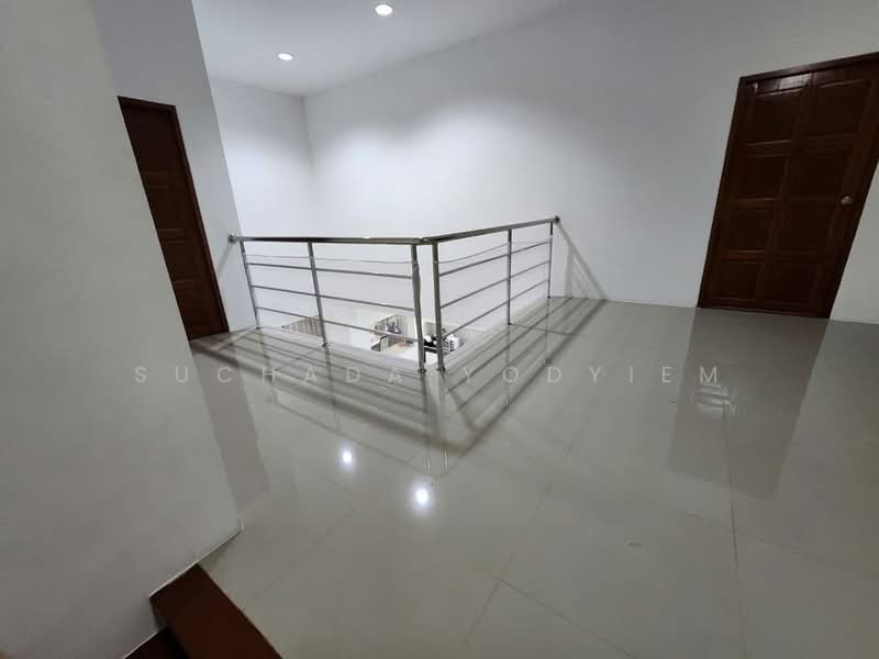 3-BR House, Bangkok, Praborommaharatchawang, Phra Nakhon, Bangkok, 3 Bedrooms, 390 sqm, Single Detached House For Sale, by Suchada Yodyiem, 500323519 - DDproperty.com