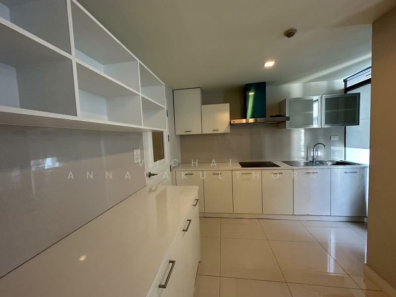 Rom Sai Residence : อาคารร่มไทร, กรุงเทพ, สุขุมวิท ซอย 55/25, คลองตันเหนือ, วัฒนา, กรุงเทพ, 240 ตร.ม., อพาร์ทเมนท์ ให้เช่า, โดย Vichai Annavakulthorn, 500323528 - DDproperty.com