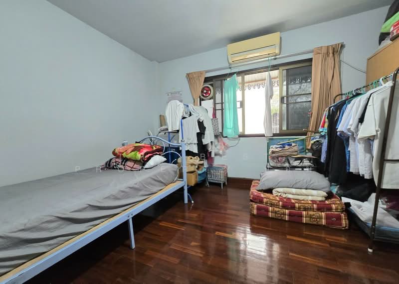 พัชราภรณ์ สุขสวัสดิ์ 62, Samut Prakan, Bang Phung, Phra Pra Daeng, Samut Prakan, 4 Bedrooms, 100 sqm, Townhouse For Sale, by The Best Property นอม, 500323540 - DDproperty.com