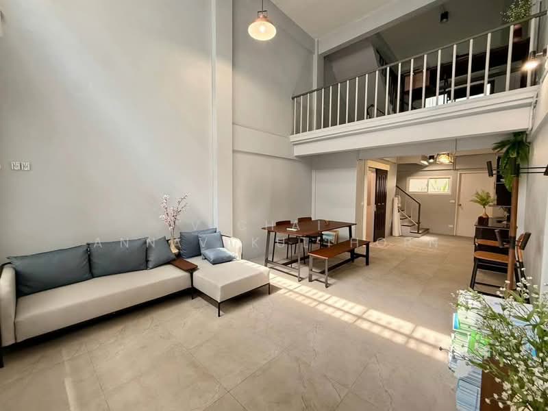 2-BR Semi-detached House, Bangkok, Bang Wa, Phasi Charoen, Bangkok, 2 Bedrooms, 180 sqm, Semi-Detached House (Twin House) For Rent, by Vichai Annavakulthorn, 500323569 - DDproperty.com