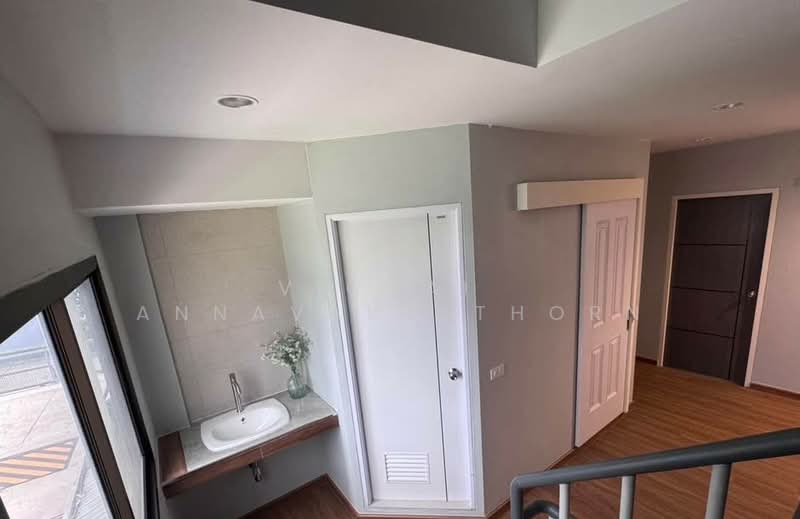 2-BR Semi-detached House, Bangkok, Bang Wa, Phasi Charoen, Bangkok, 2 Bedrooms, 180 sqm, Semi-Detached House (Twin House) For Rent, by Vichai Annavakulthorn, 500323569 - DDproperty.com