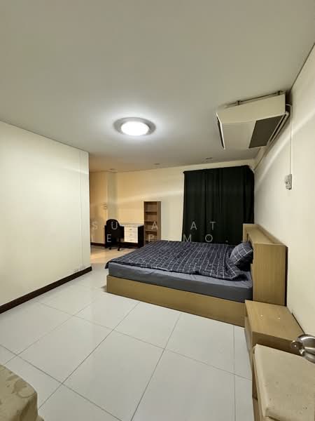 Bangna Complex, Bangkok, Bang Na, Bangkok, 2 Bedrooms, 124 sqm, Condo For Rent, by Sudarat Chiewpimonphon, 500323629 - DDproperty.com