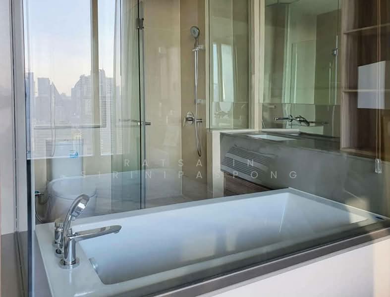 The Esse Asoke, Bangkok, 333 Soi Sukhumvit 21, Sukhumvit Road, Khlongtoei Nua, Watthana, Bangkok, 1 Bedroom, 46 sqm, Condo For Rent, by Ratsarin Sirinipaspong, 500323654 - DDproperty.com