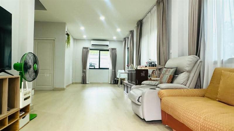 Centro Bangna-Kingkaew, Samut Prakan, Rachathewa, Bang Plee, Samut Prakan, 3 Bedrooms, 154 sqm, Single Detached House For Sale, by คุณ จิดาภา พันธุกุล (แอม), 500323657 - DDproperty.com