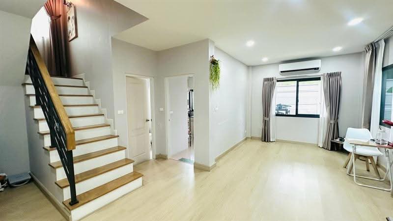 Centro Bangna-Kingkaew, Samut Prakan, Rachathewa, Bang Plee, Samut Prakan, 3 Bedrooms, 154 sqm, Single Detached House For Sale, by คุณ จิดาภา พันธุกุล (แอม), 500323657 - DDproperty.com
