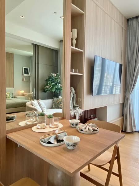 28 Chidlom, Bangkok, 28 Chit Lom Alley, Lumphini, Pathum Wan, Bangkok, 1 Bedroom, 40 sqm, Condo For Rent, by Farida Phetnuam, 500323691 - DDproperty.com