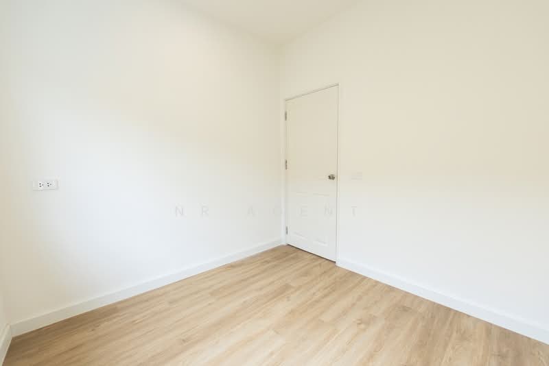 Golden Town 2 Onnut-Pattanakarn, Bangkok, 189 Soi On Nut 65 Yaek 14, Prawet, Bangkok, 3 Bedrooms, 103 sqm, Townhouse For Sale, by NR AGENT, 500323696 - DDproperty.com