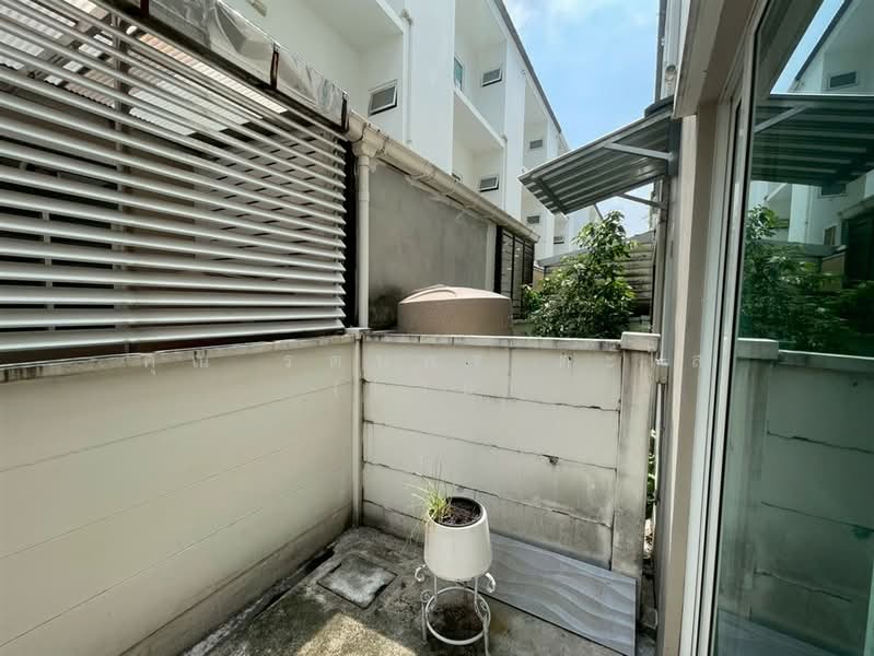 Baan Klang Muang Sukhumvit 77 : บ้านกลางเมือง สุขุมวิท 77, กรุงเทพ, ซอย อ่อนนุช 17, สวนหลวง, กรุงเทพ, 150 ตร.ม., ทาวน์เฮ้าส์ ขาย, โดย คุณ รตนพร ตะโส (มาย), 500323710 - DDproperty.com