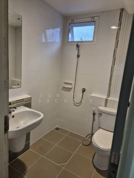 Parichart Suwinthawong, Bangkok, Khum Klao Road, Saen Sab, Min Buri, Bangkok, 3 Bedrooms, 230 sqm, Single Detached House For Rent, by Sunitra Sachdev, 500323714 - DDproperty.com