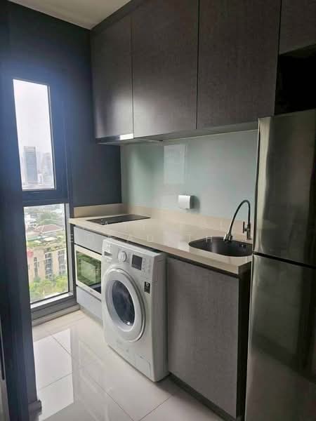 Rhythm Sukhumvit 36-38, Bangkok, 55 Soi Sukhumvit 36, Sukhumvit Road, Phra Kanong, Khlong Toei, Bangkok, 1 Bedroom, 33 sqm, Condo For Rent, by Nattapol Jedsadathitikul, 500323794 - DDproperty.com