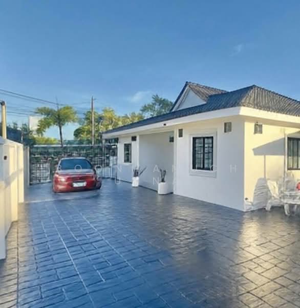 3-BR House, Chon Buri (Pattaya), Na Kloe, Bang Lamung (Pattaya), Chon Buri (Pattaya), 3 Bedrooms, 150 sqm, Single Detached House For Sale, by Boonyanuch Unna, 500323795 - DDproperty.com