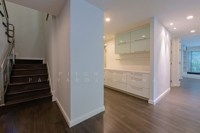 Belle Grand Rama 9, Bangkok, 131 Rama 9 Road, Huai Khwang, Bangkok, 4 Bedrooms, 204 sqm, Condo For Rent, by Pitchapat Panyarojjanawat, 500323820 - DDproperty.com