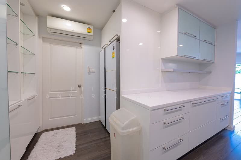 Belle Grand Rama 9, Bangkok, 131 Rama 9 Road, Huai Khwang, Bangkok, 4 Bedrooms, 204 sqm, Condo For Rent, by Pitchapat Panyarojjanawat, 500323820 - DDproperty.com