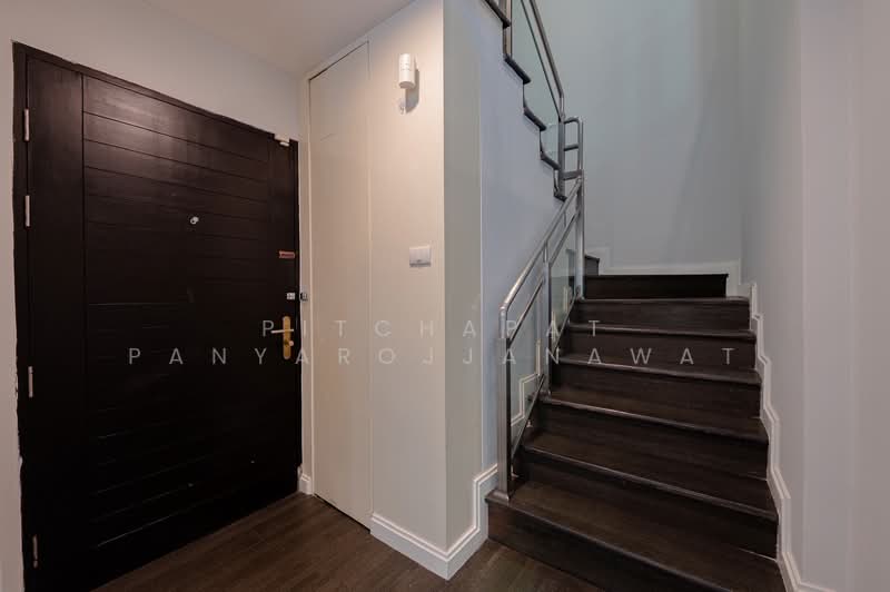 Belle Grand Rama 9, Bangkok, 131 Rama 9 Road, Huai Khwang, Bangkok, 4 Bedrooms, 204 sqm, Condo For Rent, by Pitchapat Panyarojjanawat, 500323820 - DDproperty.com