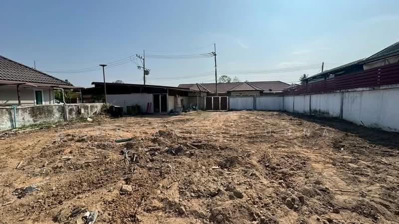 2-BR House, Chon Buri (Pattaya), Bang Lamung, Bang Lamung (Pattaya), Chon Buri (Pattaya), 2 Bedrooms, 1,200 sqm, Single Detached House For Sale, by Boonyanuch Unna, 500323841 - DDproperty.com