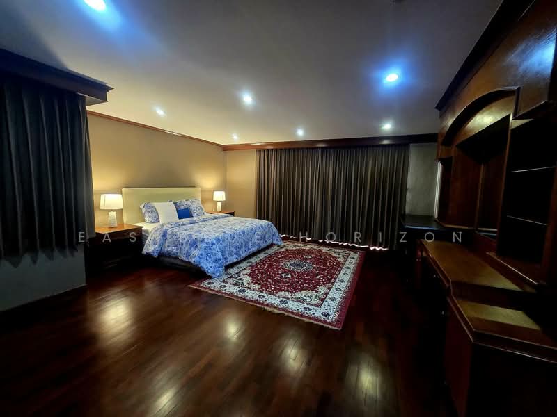 Regent on the Park 1, Bangkok, Soi Sukhumvit 26, Khong Tan, Khlong Toei, Bangkok, 3 Bedrooms, 250 sqm, Condo For Sale, by Eastblue Horizon, 500323842 - DDproperty.com