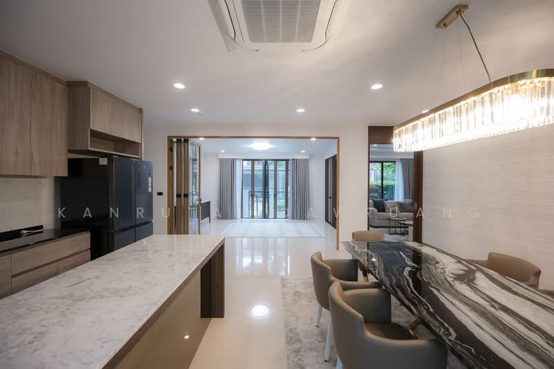 Burasiri Krungthep Kreetha, Bangkok, 95 Soi Pracha Ruam Chai, Hua Mak, Bang Kapi, Bangkok, 4 Bedrooms, 330 sqm, Single Detached House For Sale, by Kanrutai Dawruang, 500323899 - DDproperty.com