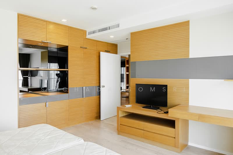 Noble Remix, Bangkok, 772 Soi Sukhumvit 36, Sukhumvit Road, Khong Tan, Khlong Toei, Bangkok, 2 Bedrooms, 97 sqm, Condo For Rent, by Suchada Somsri, 500323918 - DDproperty.com