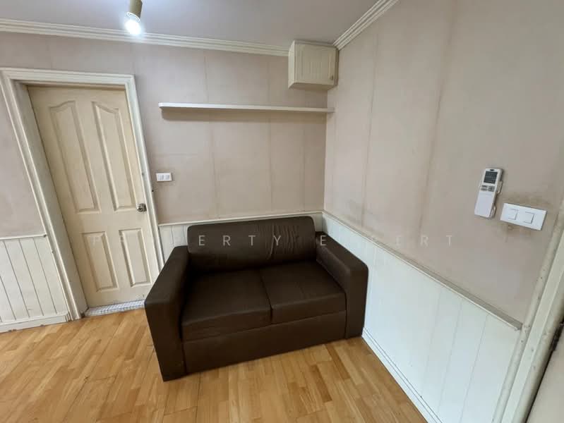 Lumpini Place Sathorn, Bangkok, 124 Naradhiwas Rajanagarindra Rd, Thung Wat Don, Sathon, Bangkok, 1 Bedroom, 30 sqm, Condo For Sale, by Property Expert, 500323947 - DDproperty.com