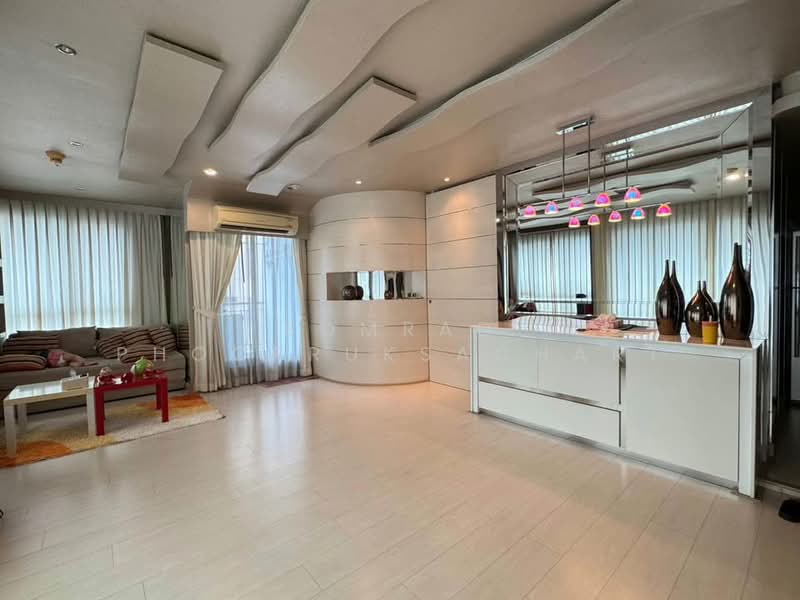 Life @ Ratchada-Suthisan, Bangkok, Ratchadapisek Road, Samsen Nok, Huai Khwang, Bangkok, 1 Bedroom, 60 sqm, Condo For Rent, by Somrad Phoopruksachart, 500323986 - DDproperty.com