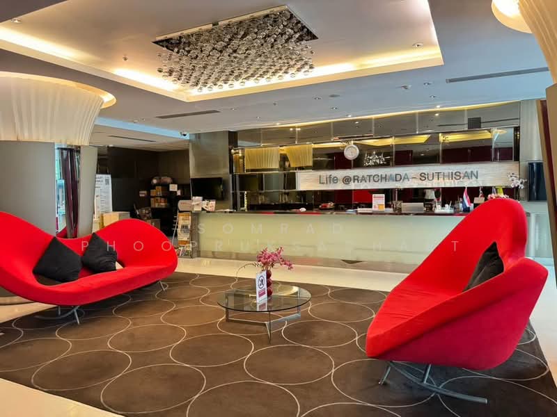 Life @ Ratchada-Suthisan, Bangkok, Ratchadapisek Road, Samsen Nok, Huai Khwang, Bangkok, 1 Bedroom, 60 sqm, Condo For Rent, by Somrad Phoopruksachart, 500323986 - DDproperty.com