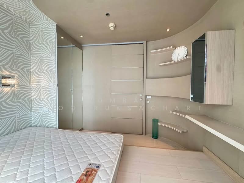 Life @ Ratchada-Suthisan, Bangkok, Ratchadapisek Road, Samsen Nok, Huai Khwang, Bangkok, 1 Bedroom, 60 sqm, Condo For Rent, by Somrad Phoopruksachart, 500323986 - DDproperty.com