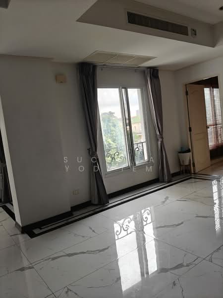 La Vie En Rose Place : ลา วี ออง โรส เพลส, กรุงเทพ, ซอยสุขุมวิท 36, คลองตัน, คลองเตย, กรุงเทพ, 181 ตร.ม., คอนโด ขาย, โดย Suchada Yodyiem, 500323989 - DDproperty.com