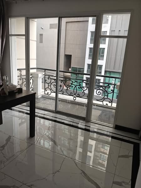 La Vie En Rose Place, Bangkok, Soi Sukhumvit 36, Khong Tan, Khlong Toei, Bangkok, 3 Bedrooms, 181 sqm, Condo For Sale, by Suchada Yodyiem, 500323989 - DDproperty.com