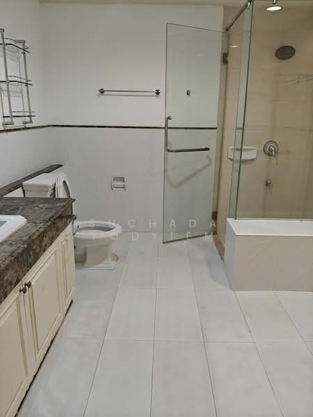 La Vie En Rose Place, Bangkok, Soi Sukhumvit 36, Khong Tan, Khlong Toei, Bangkok, 3 Bedrooms, 181 sqm, Condo For Sale, by Suchada Yodyiem, 500323989 - DDproperty.com