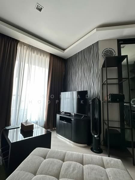 Rhythm Sukhumvit 44/1, Bangkok, Sukhumvit Road, Phra Kanong, Khlong Toei, Bangkok, 2 Bedrooms, 68 sqm, Condo For Rent, by Somrad Phoopruksachart, 500324044 - DDproperty.com